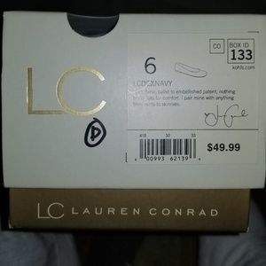 LAUREN CONRAD sz 6DEXNAVY